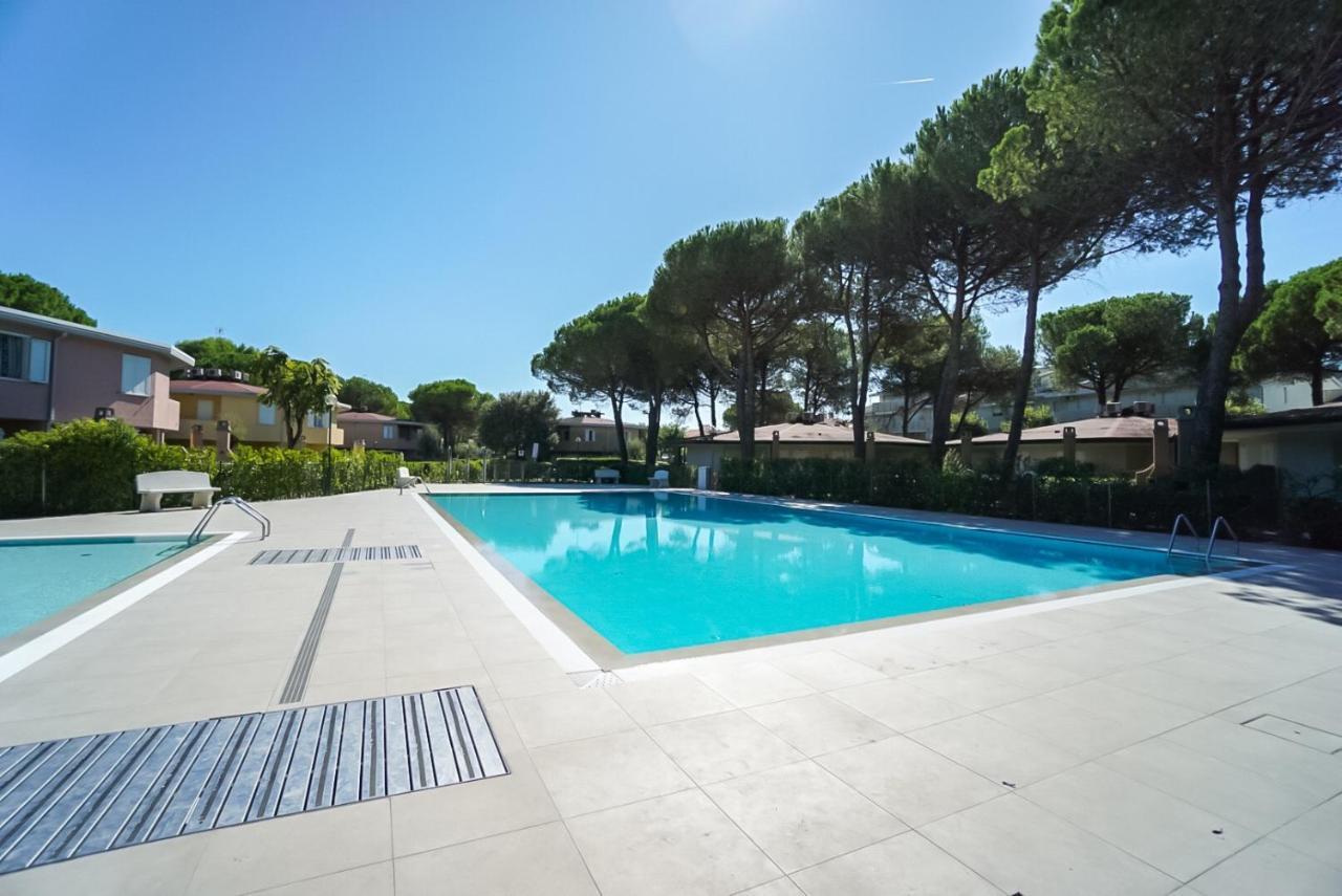 Villaggio Tivoli Bibione Bagian luar foto